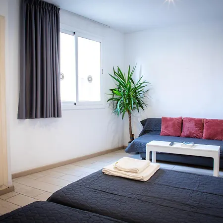 Comfort Lägenhetshotell Calella